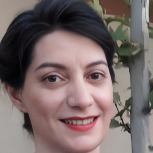 Afsaneh Tafazzoli -IT Specialist
